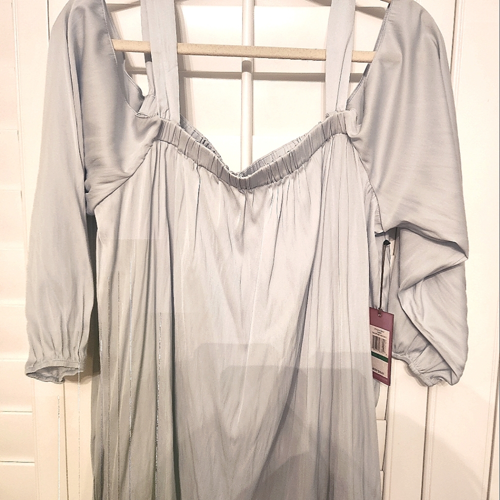 Vince Camuto Size L Blouse